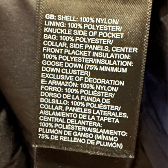 NWOT The North Face Dark Red Aconcagua Down Jacket.  Women’s size XS - Picture 4 of 4